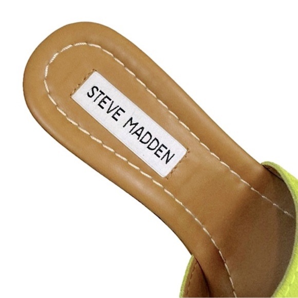 Steve Madden Sandra neon  Green Wedge platforms Size 7 Slip-On Comfort - Picture 2 of 11